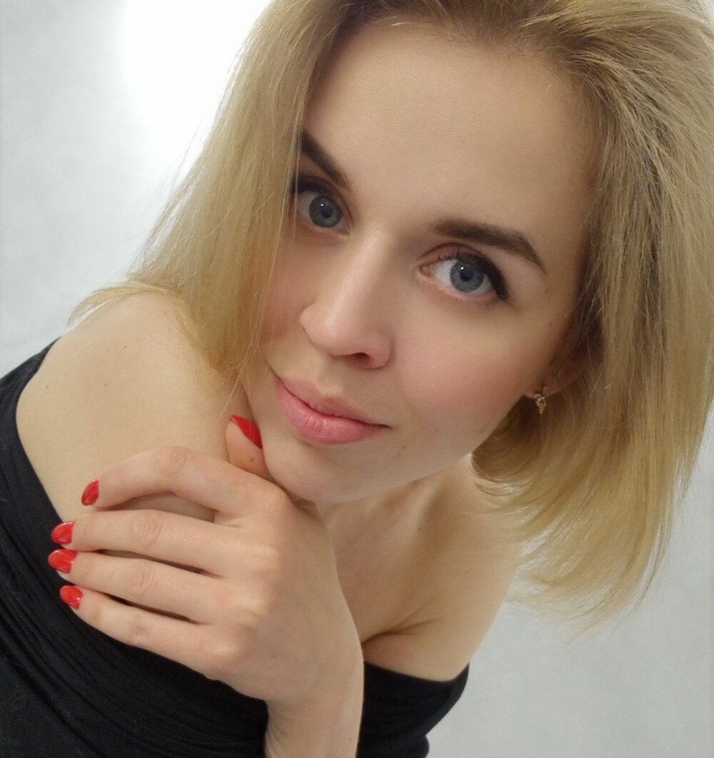 AleXXXaKiss Chatroom