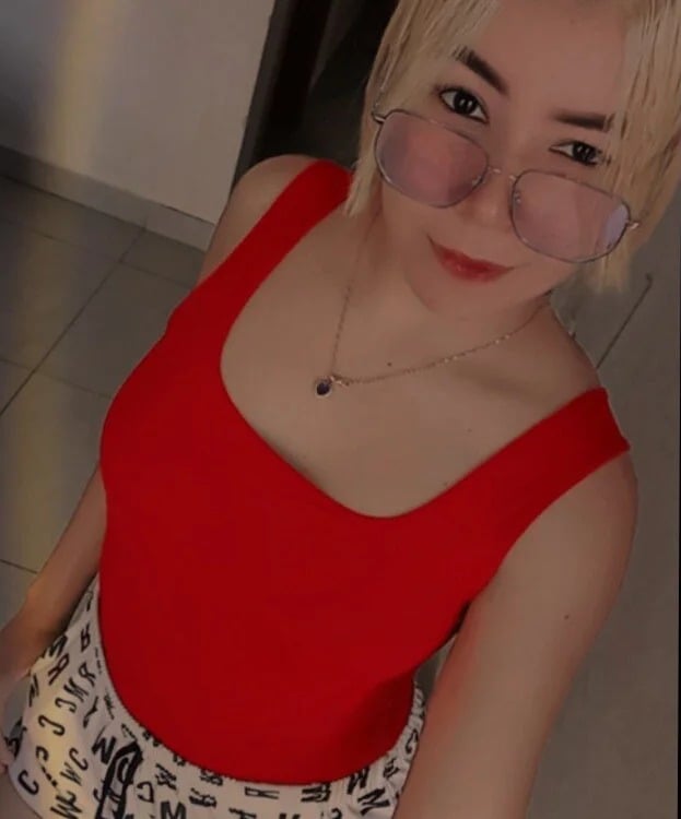 Alejandra2503 Chatroom