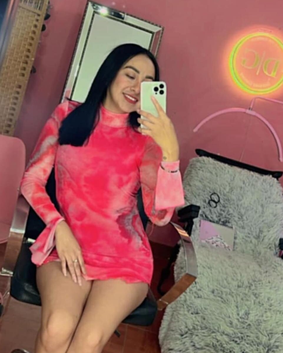 AlejandraAzahar Chatroom