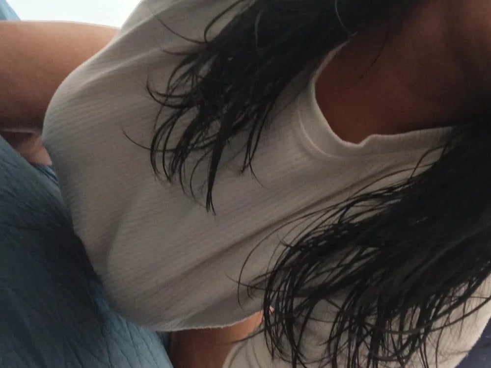AlejandraGrey Chatroom