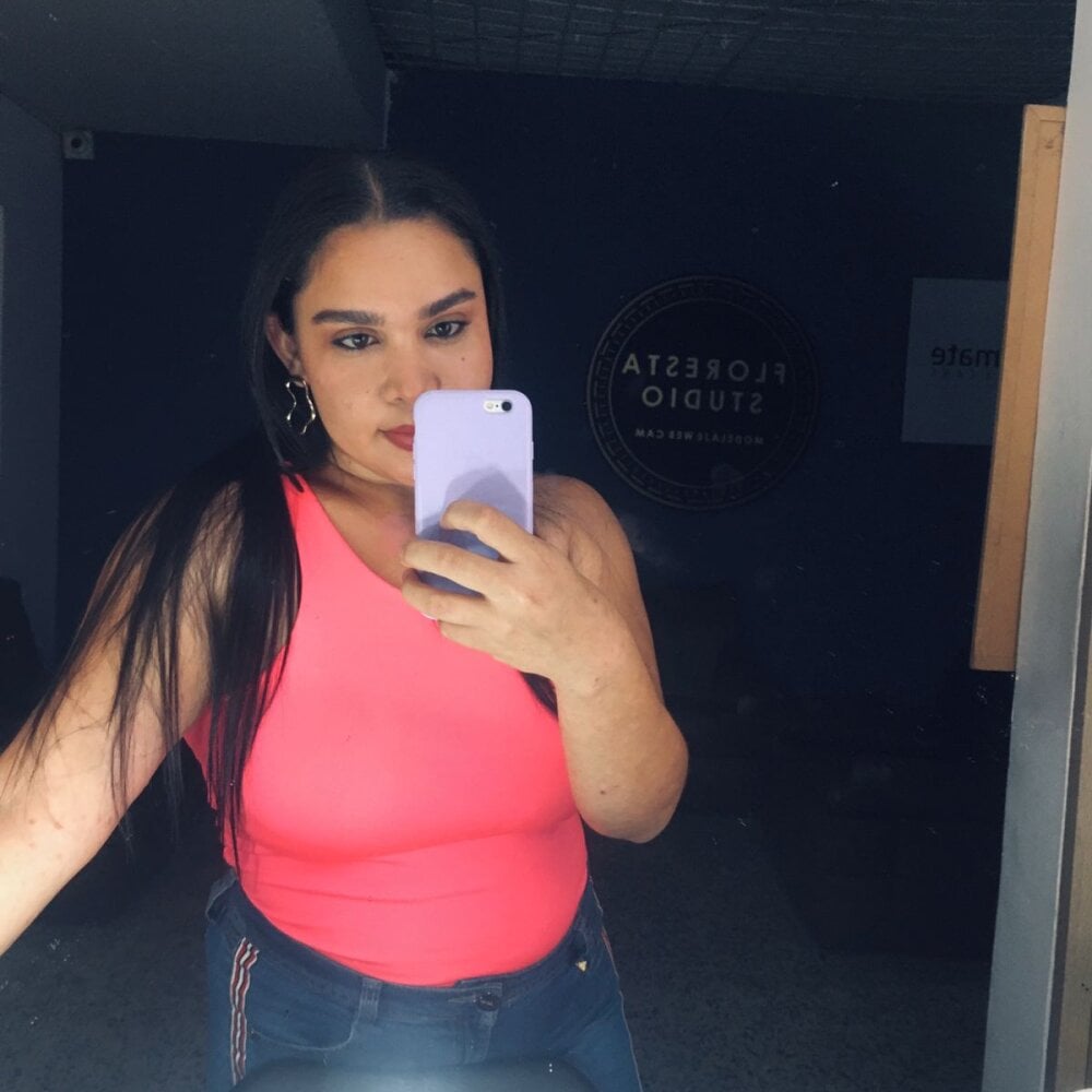 Alejandrasmithh Chatroom