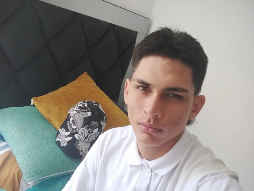Alejoenn Chatroom