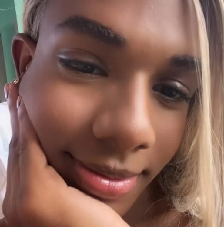 Alessia-Rose Chatroom