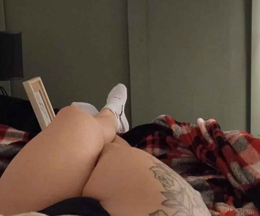 Alessia_milaa Chatroom