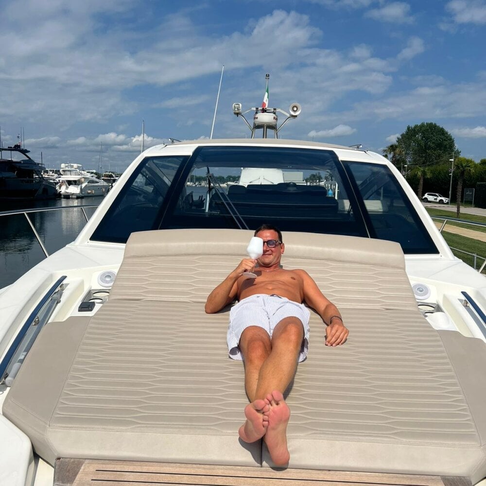 Alessio1987 Chatroom