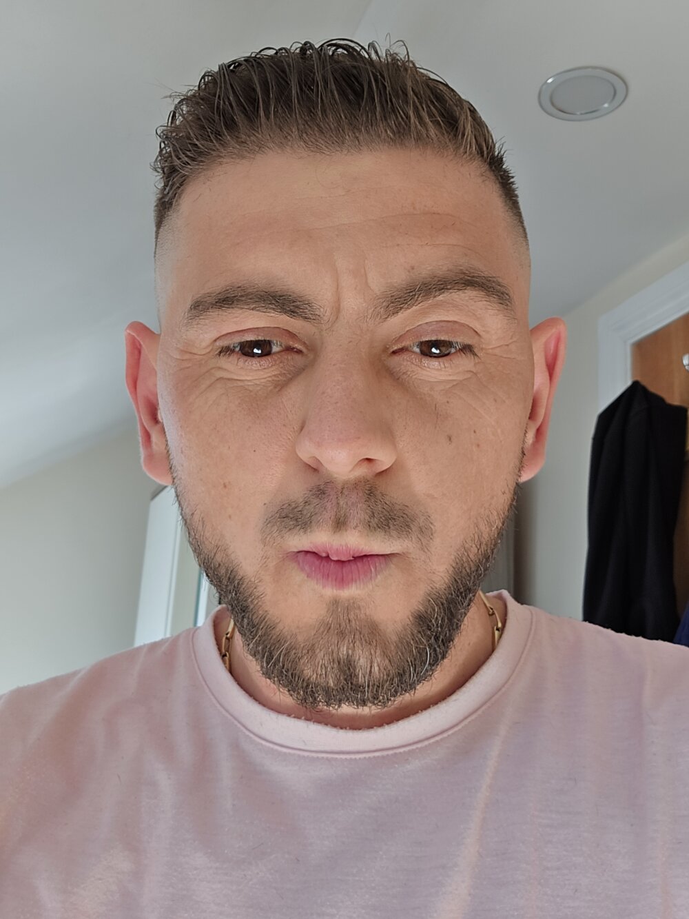 Alex-andru88 Chatroom