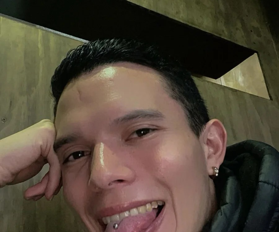 AlexLegendXX Chatroom