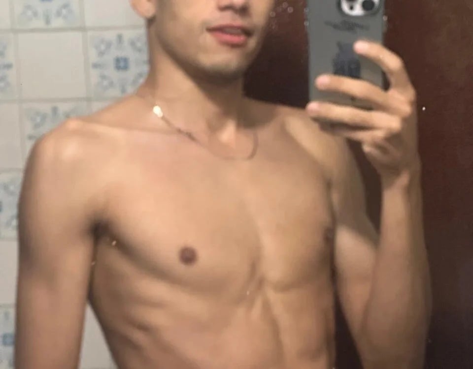 Alex_Ferre Chatroom