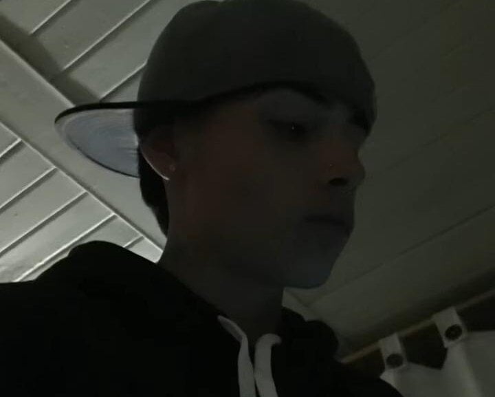 Alex_sounders1 Chatroom