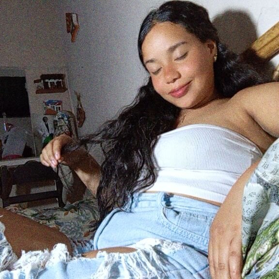 Alexa_9074 Chatroom