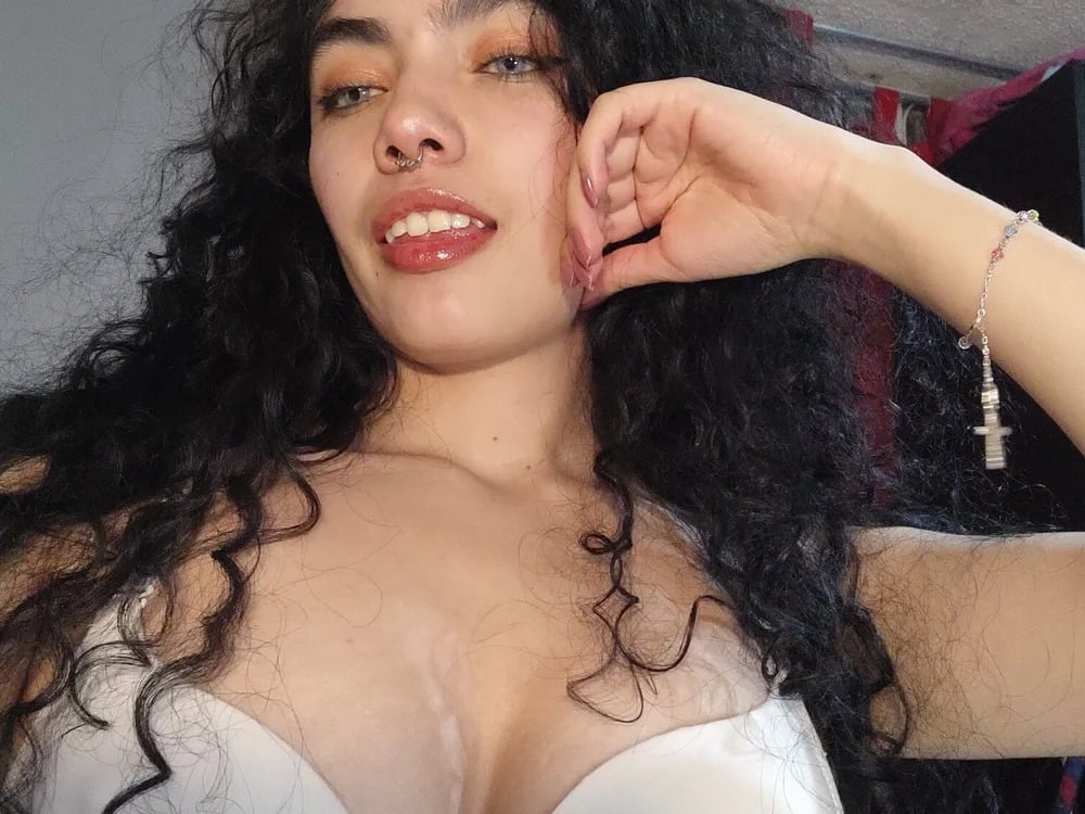 Alexa_Tore Chatroom
