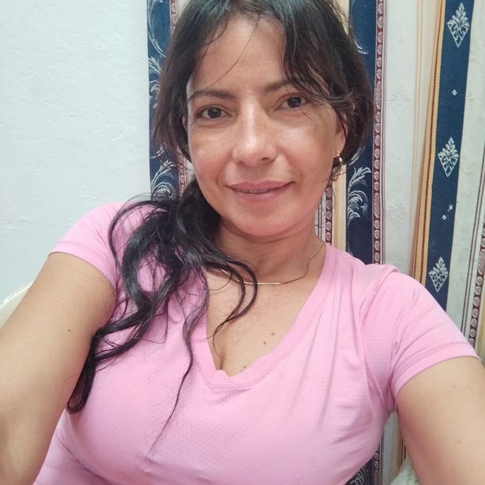 Alexarica46 Chatroom