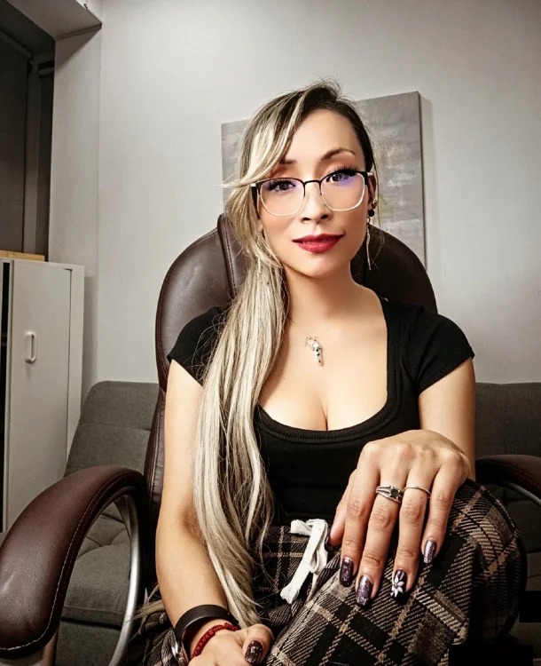 AlexiaJamesX Chatroom