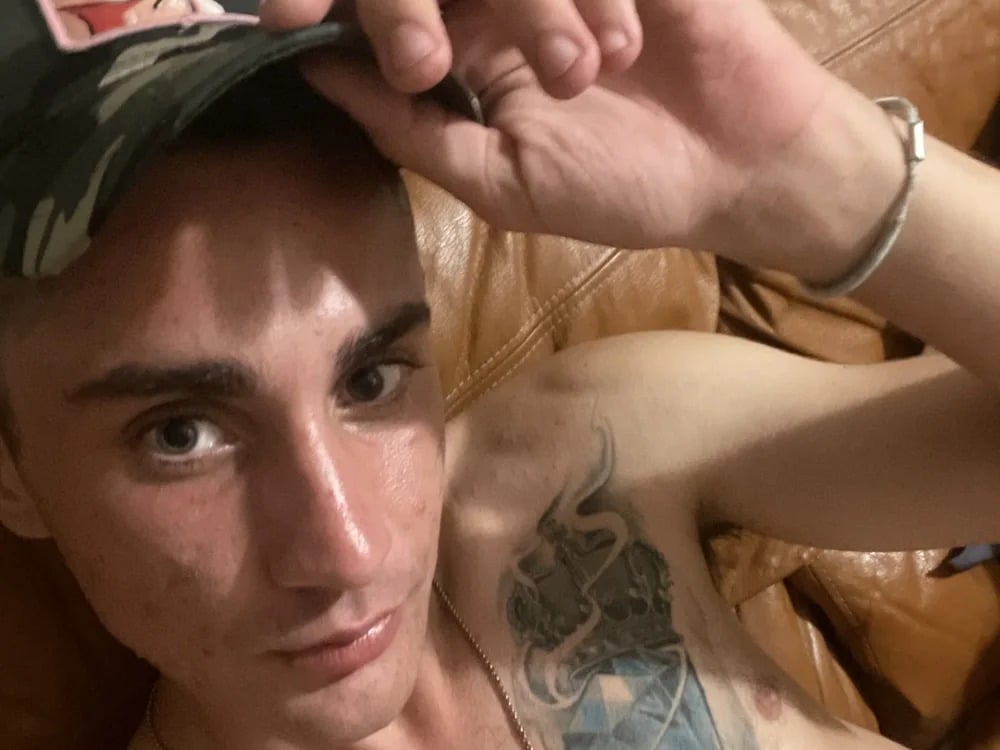 AlexitoTrendy22 Chatroom