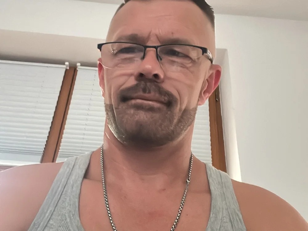 Alfredrolf Chatroom