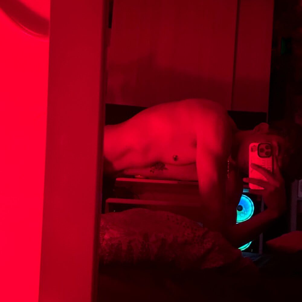 Ali_cuteboy1 Chatroom