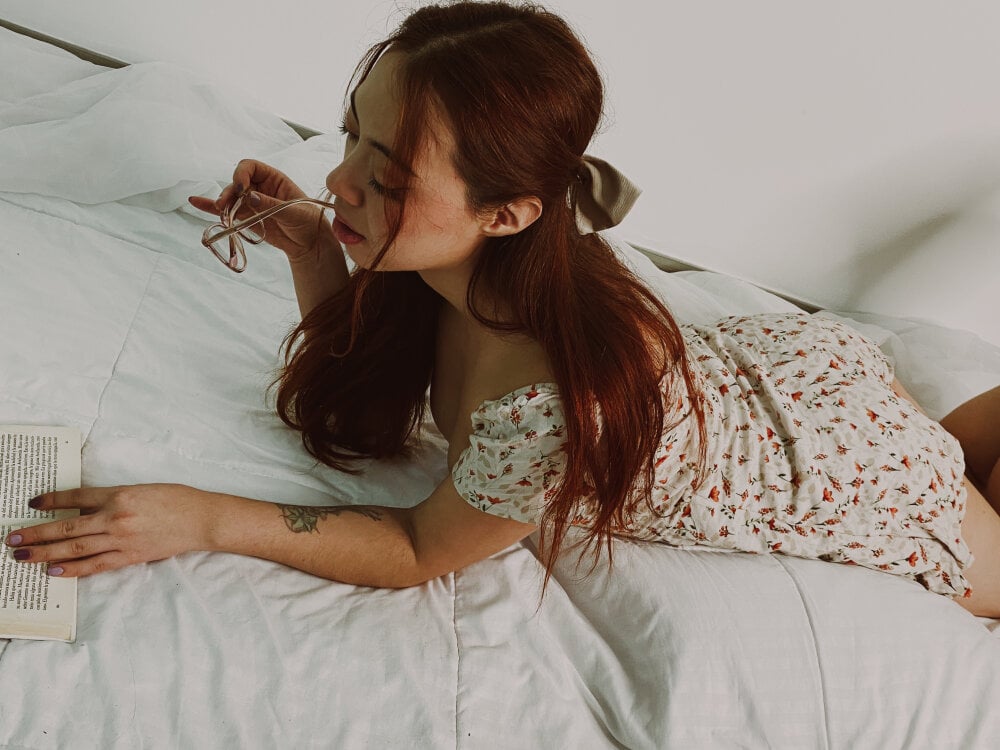 Aliccecullen Chatroom