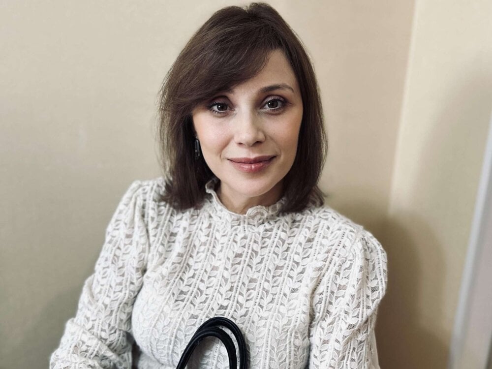 AliceCollinse Chatroom