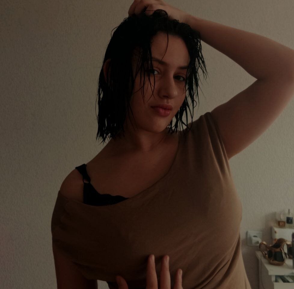 Alice_Clarck Chatroom