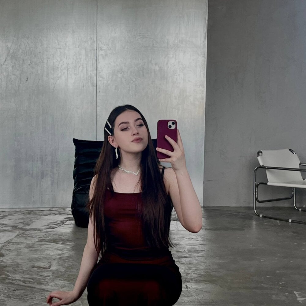 Alice_Smilee Chatroom