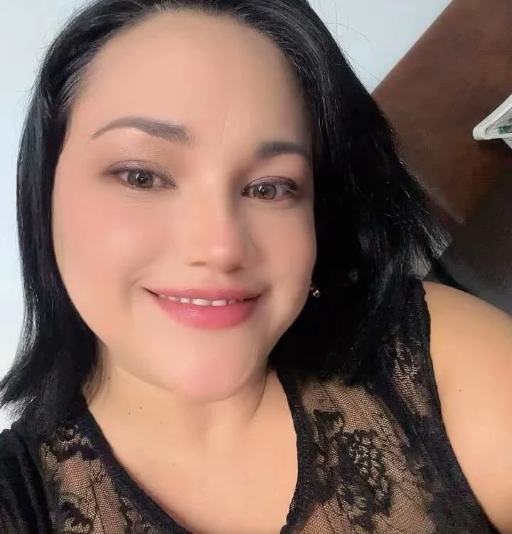 AliceeJoness_ Chatroom
