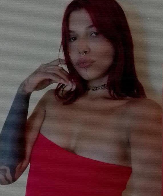 Alicee_Stonee_ Chatroom