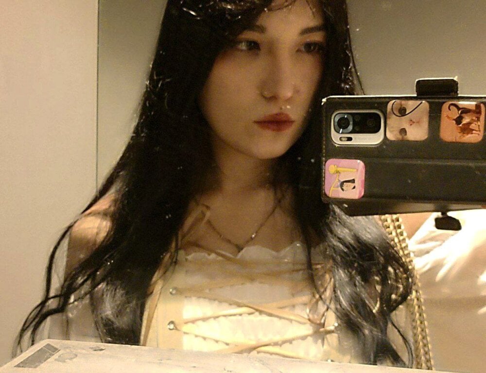 AliceeinWonderlanddd Chatroom