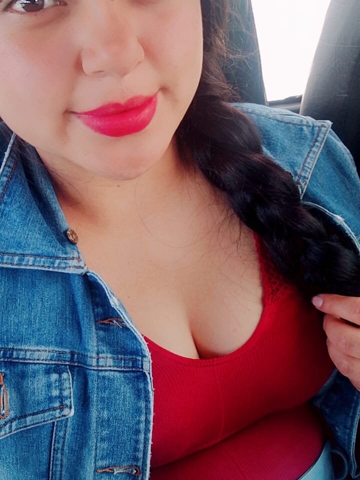 Alicia_smiith Chatroom