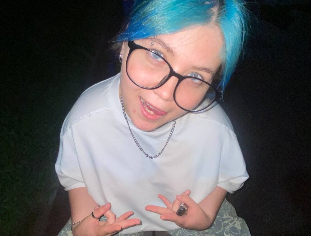 Alisa_Monroe Chatroom