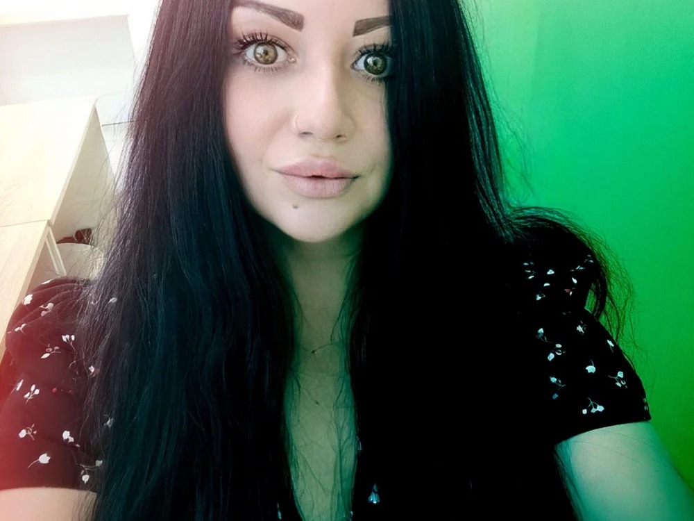 AliseRousetr Chatroom