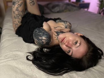 alise-eve's Live Webcam alise-eve