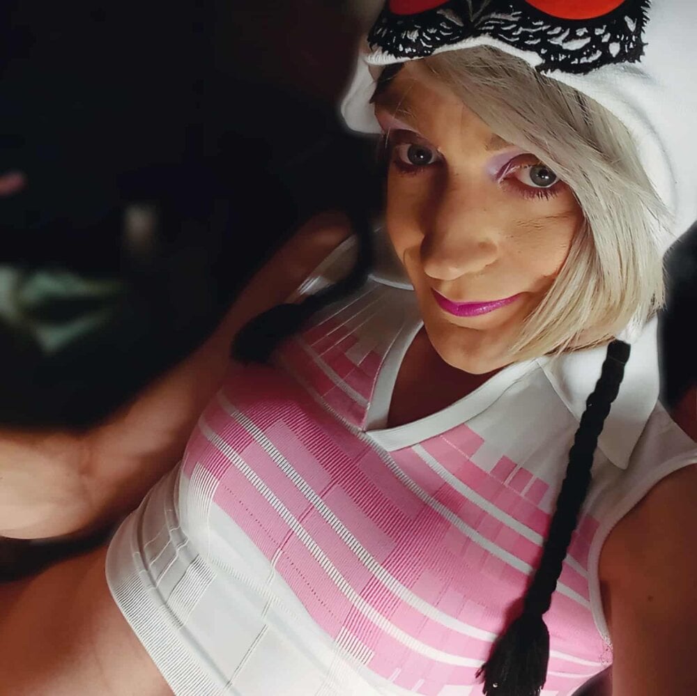 AlishaLuv Chatroom