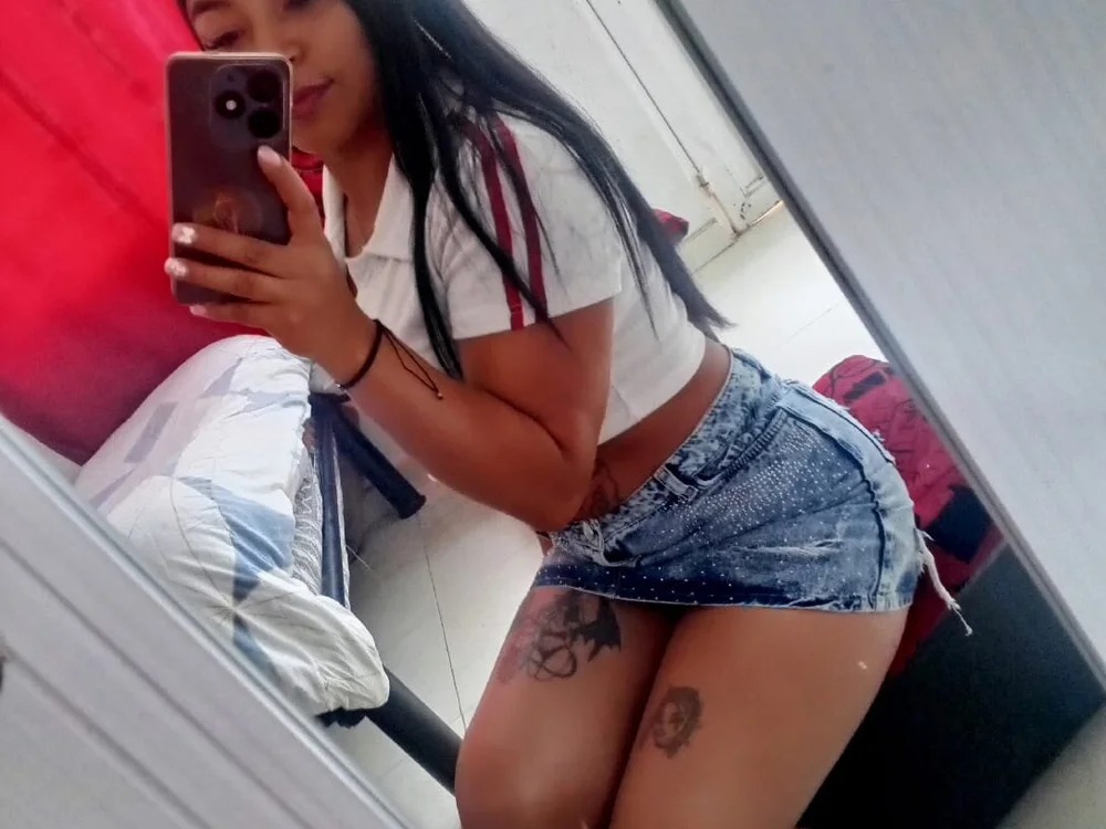 AlisonMoon72 Chatroom