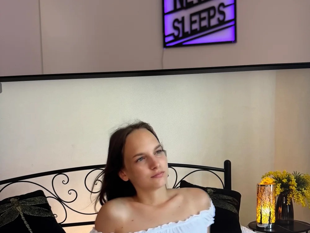 AllieGrady Chatroom