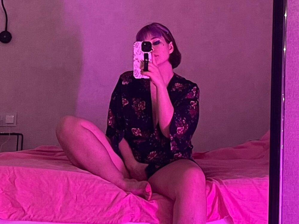 Ally_Minnie Chatroom