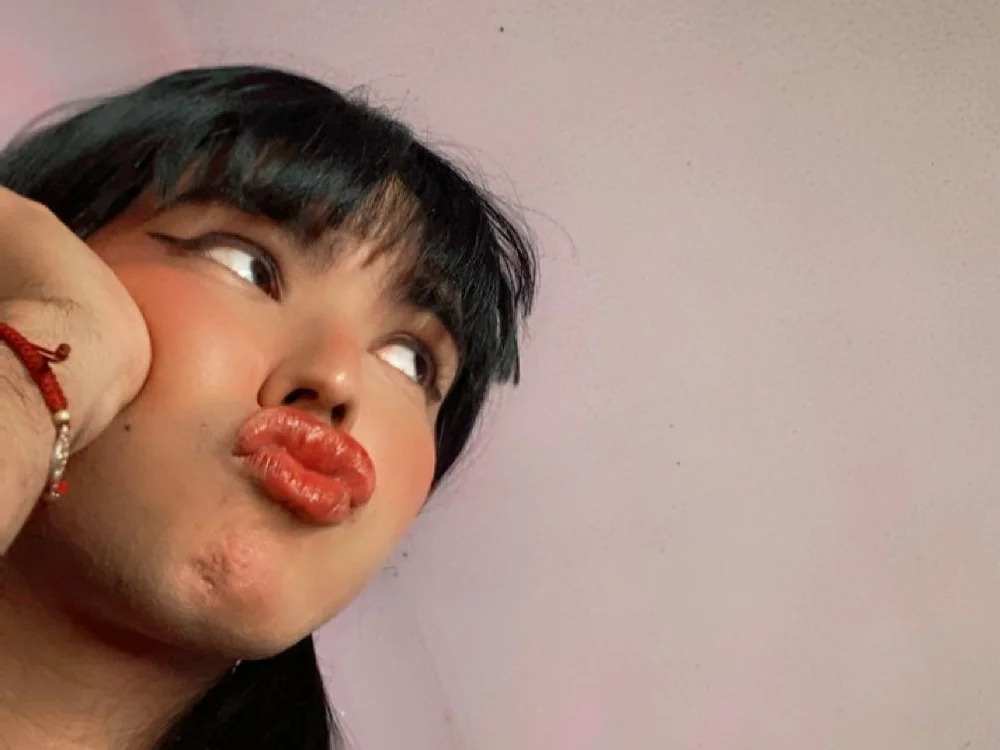 Alondraferrer Chatroom