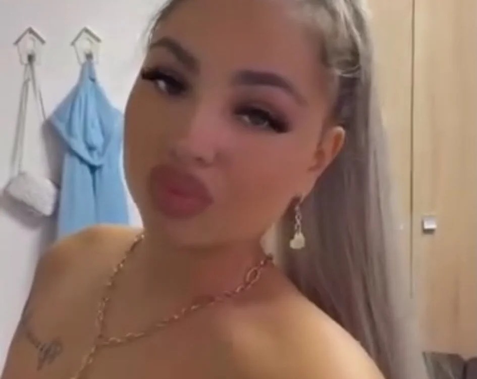 AlysaDevil Chatroom