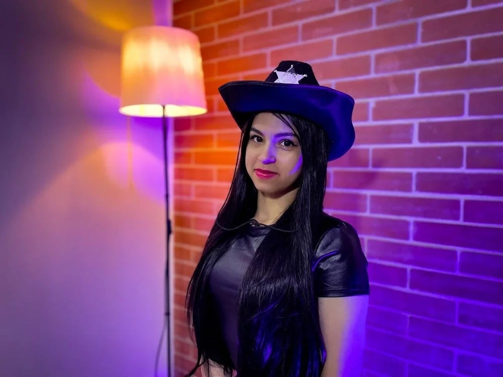 Alysrousmar Chatroom