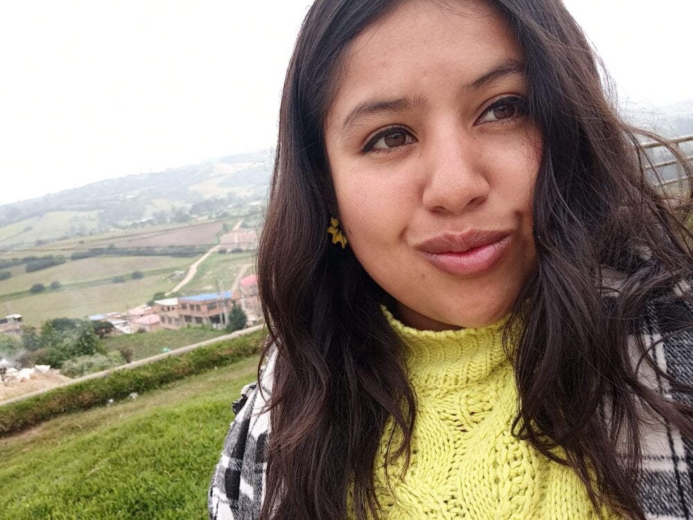 Amapola_blue Chatroom