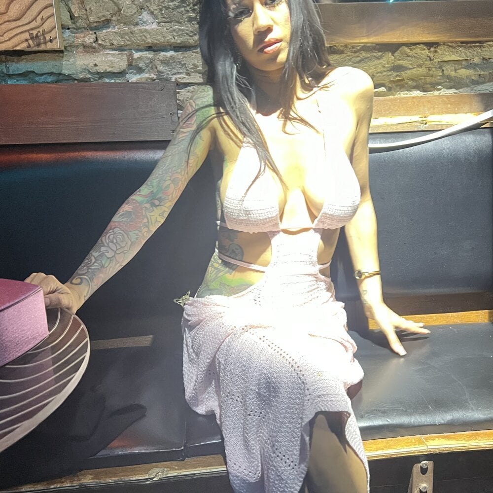 Amayamillarodriguez Chatroom