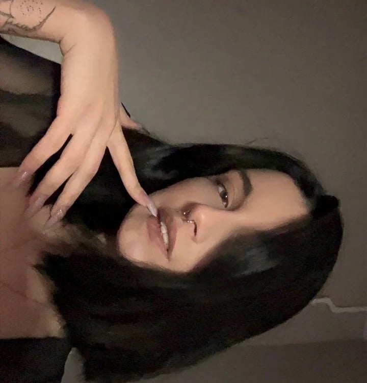 Amazing_Reyna Chatroom
