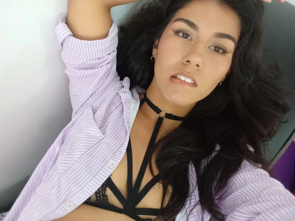Ambar09_ Chatroom