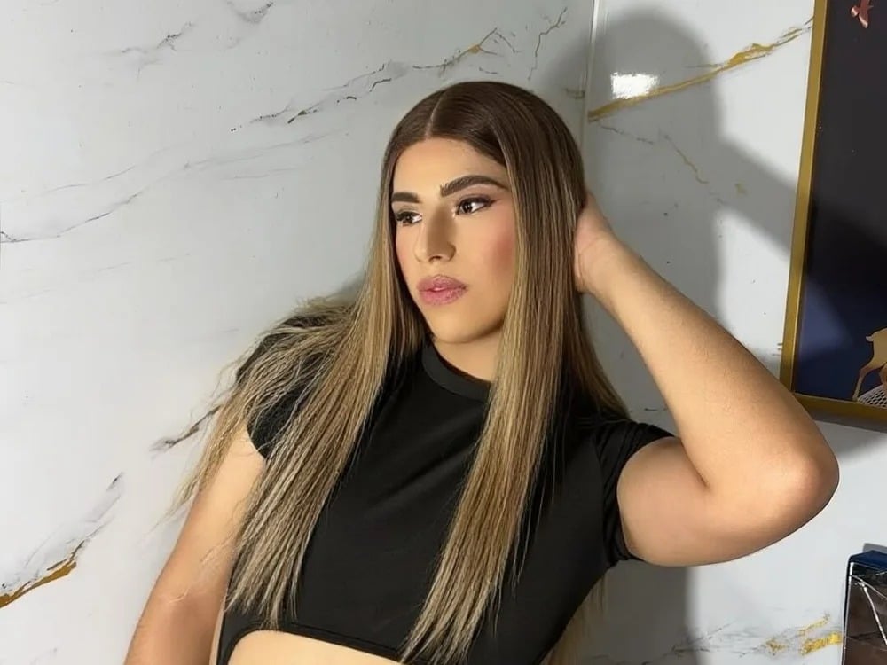Ambar_Fox19 Chatroom