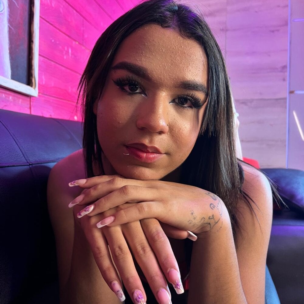 Ambar_Mystique Chatroom