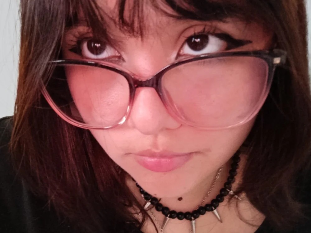 AmberCurvy Chatroom
