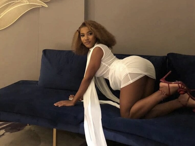 Amber_Dyme- Chatroom