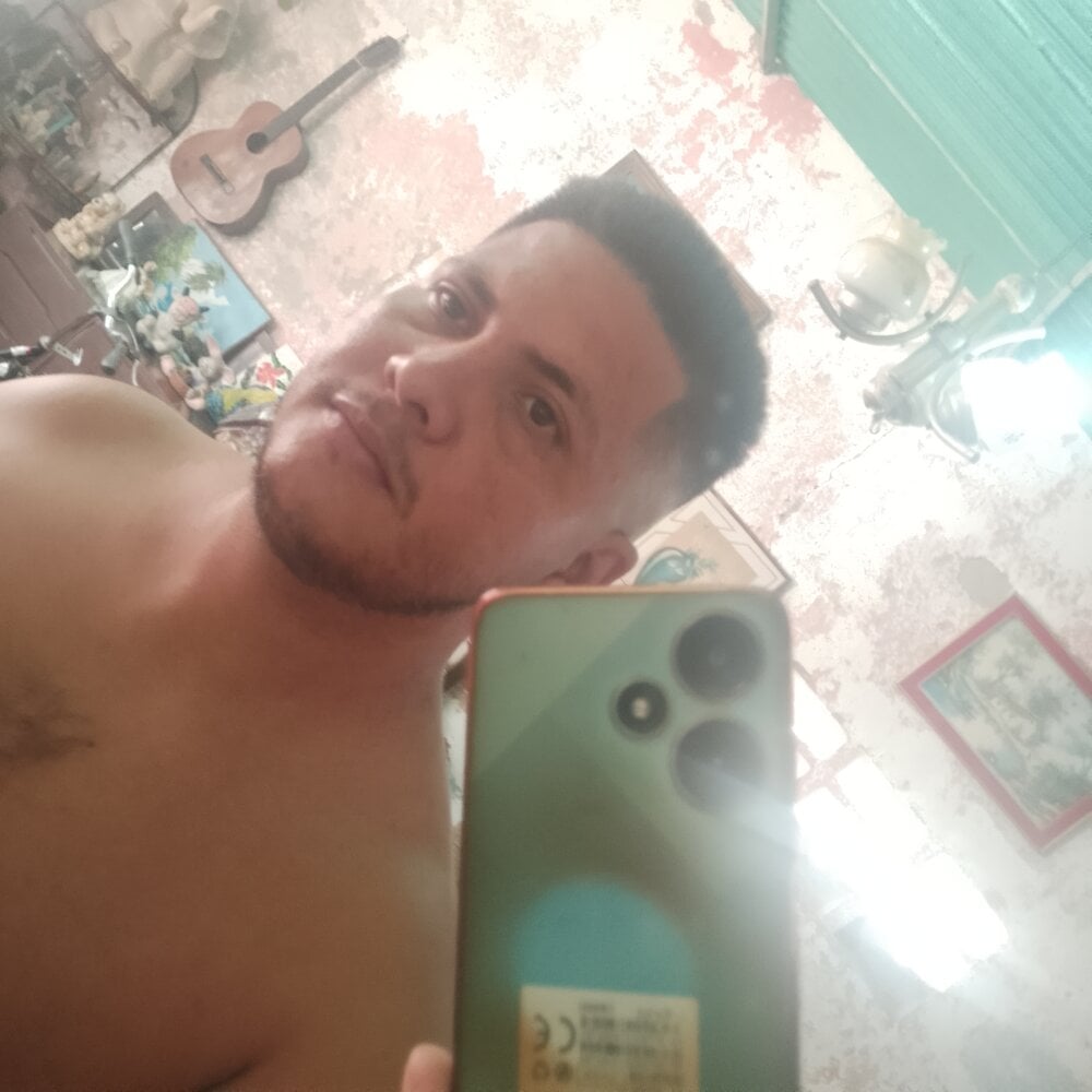 AmebicSoftness Chatroom