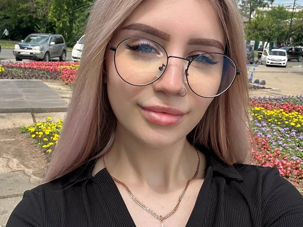 Amelia1Ivory Chatroom