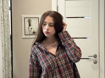 amelia-peach