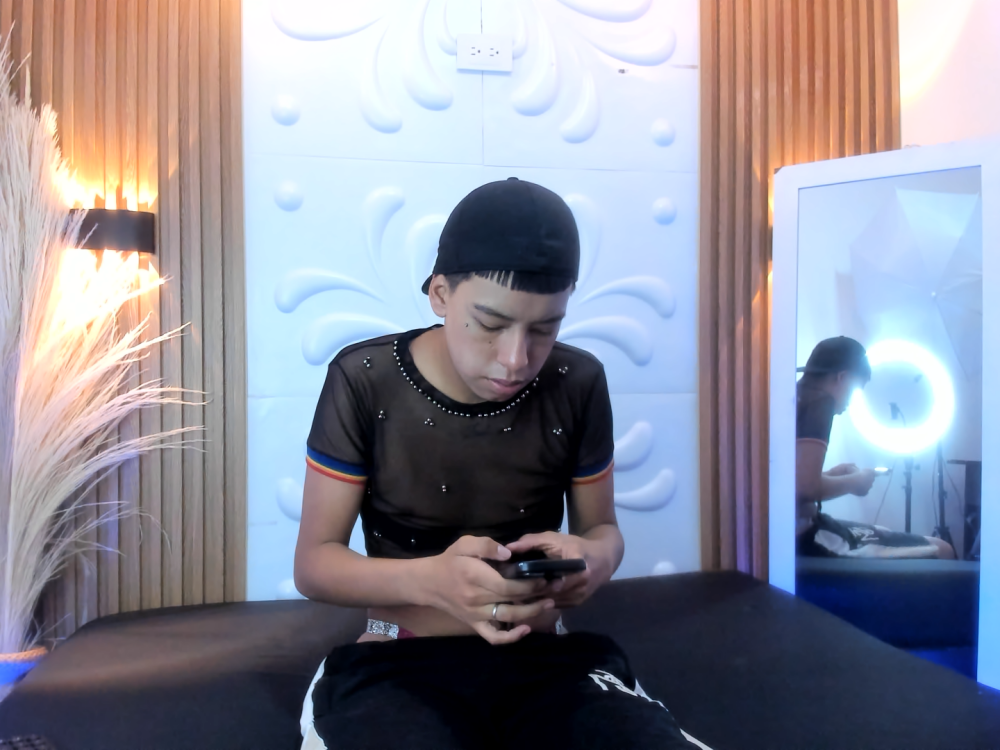 Amelia_hans Chatroom